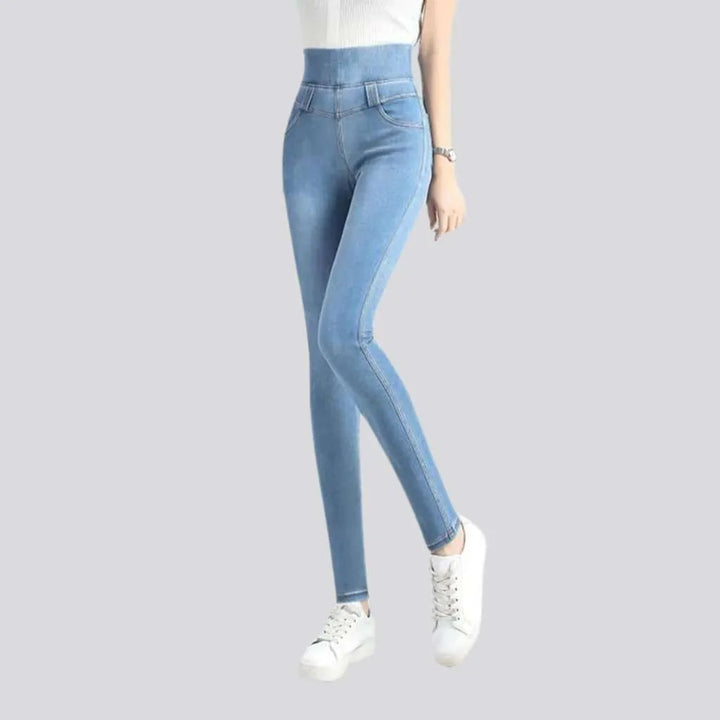 Stonewashed women's casual jeans