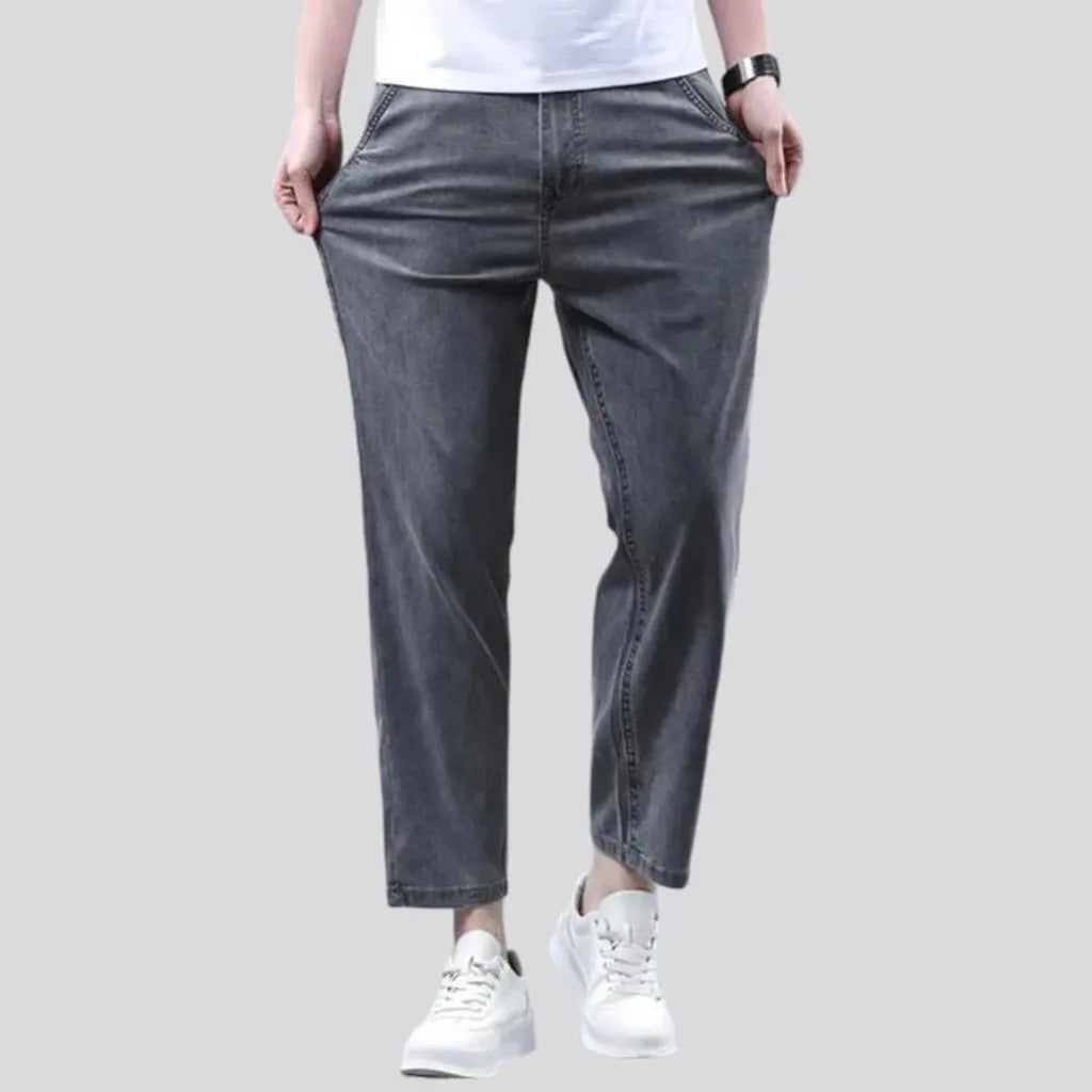 Straight men's stonewashed jeans